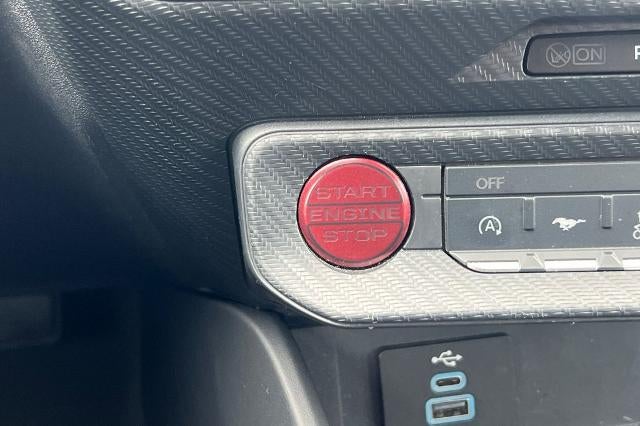 2025 Ford Mustang EcoBoost