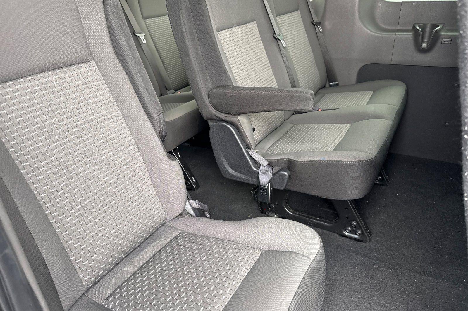 2025 Ford Transit Passenger Wagon XL
