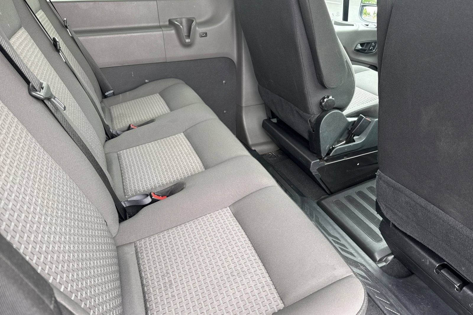 2025 Ford Transit Passenger Wagon XL