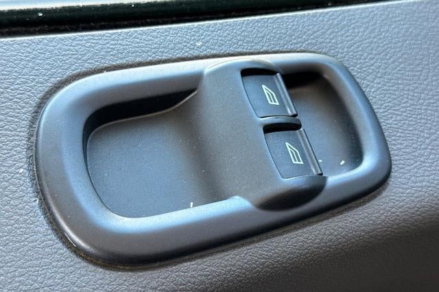 2023 Ford Transit Passenger Wagon XL