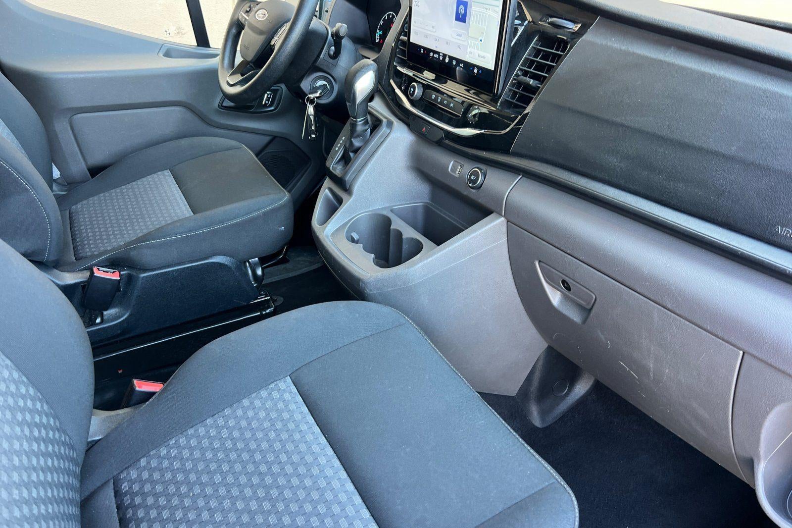 2023 Ford Transit Passenger Wagon XL