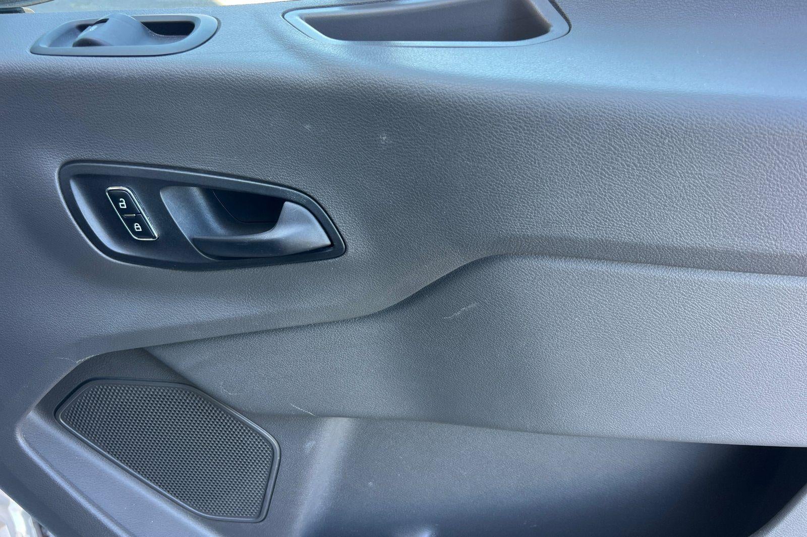 2023 Ford Transit Passenger Wagon XL