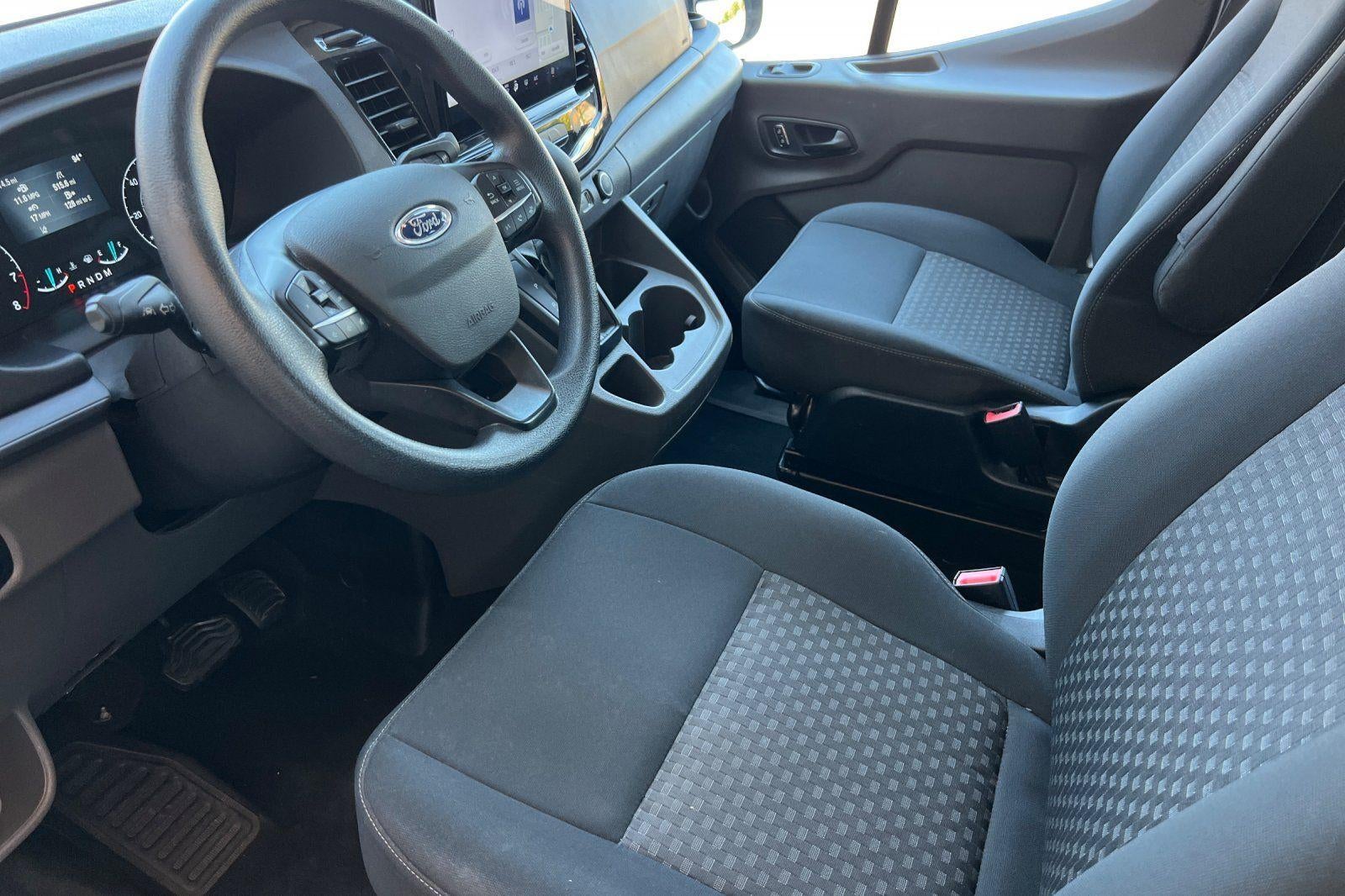 2023 Ford Transit Passenger Wagon XL