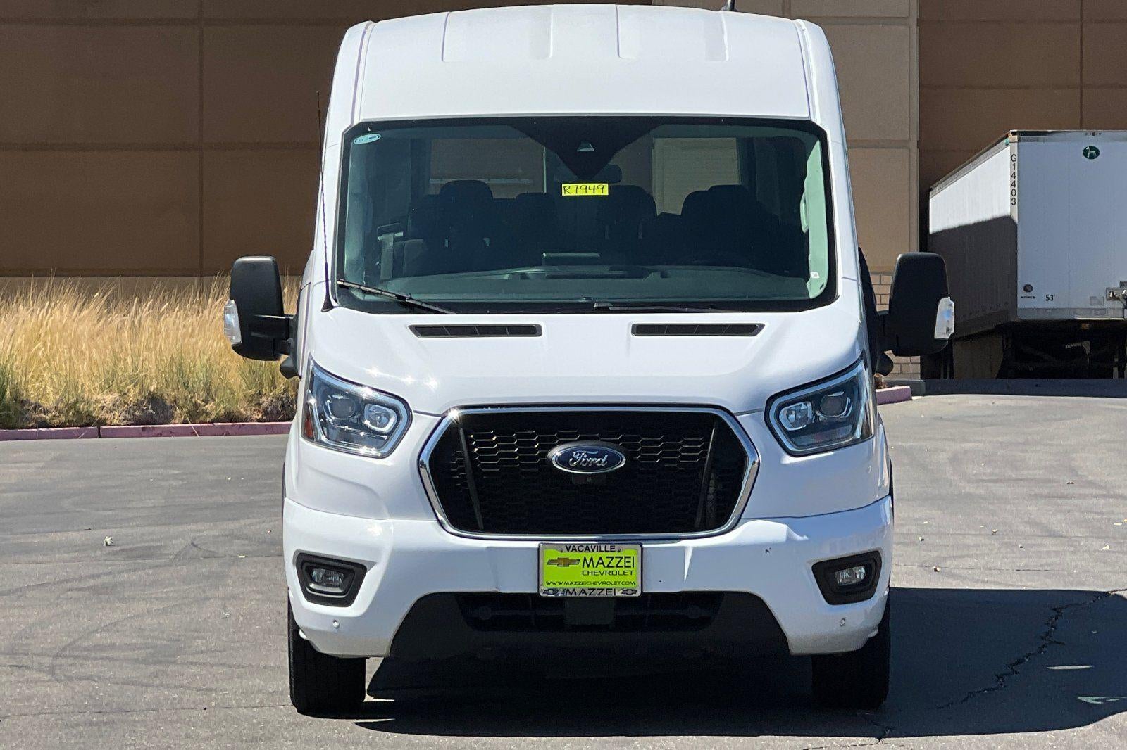 2023 Ford Transit Passenger Wagon XL