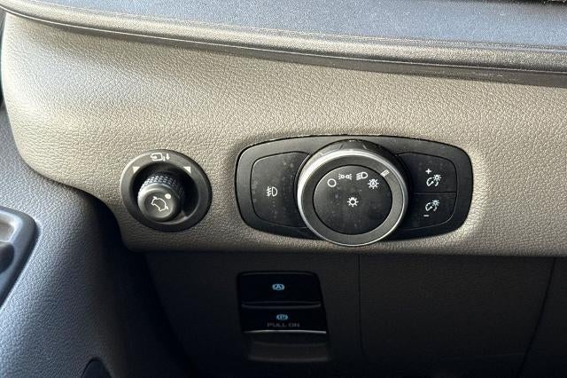 2023 Ford Transit Passenger Wagon XL