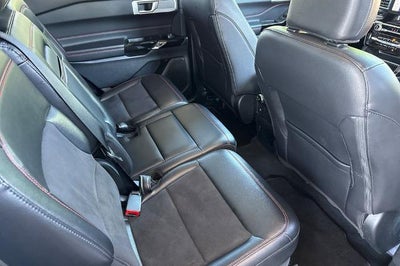 2024 Ford Explorer ST-Line