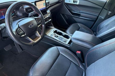 2024 Ford Explorer ST-Line