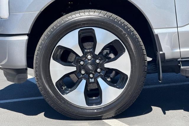2024 Ford F-150 Lightning Platinum