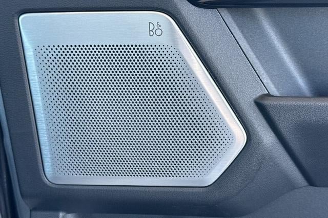 2024 Ford F-150 Lightning Platinum