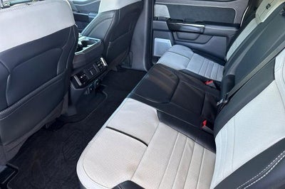 2024 Ford F-150 Lightning Platinum