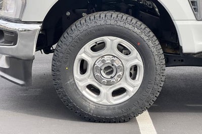 2025 Ford Super Duty F-250 SRW XL