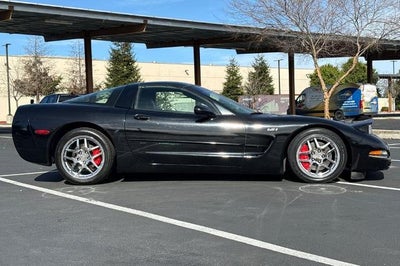 2004 Chevrolet Corvette Base
