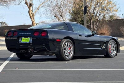 2004 Chevrolet Corvette Base