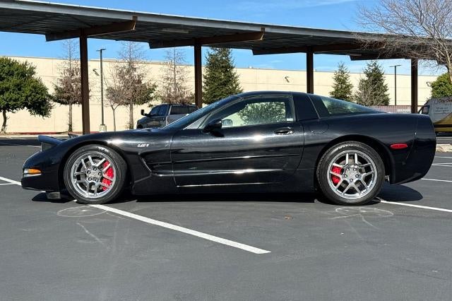 2004 Chevrolet Corvette Base