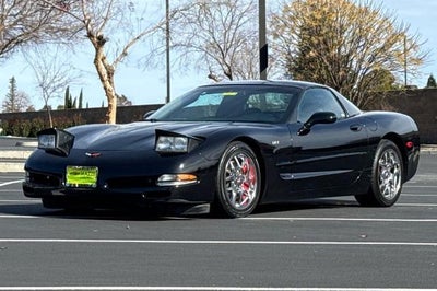 2004 Chevrolet Corvette Base