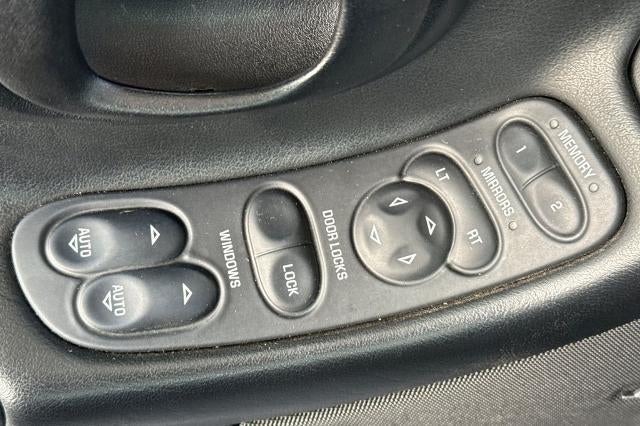 2004 Chevrolet Corvette Base