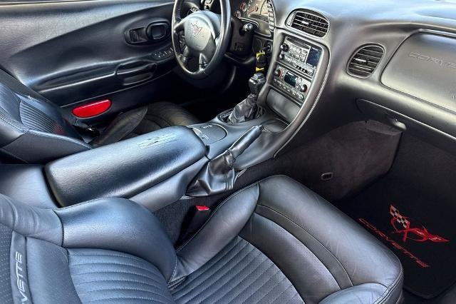 2004 Chevrolet Corvette Base