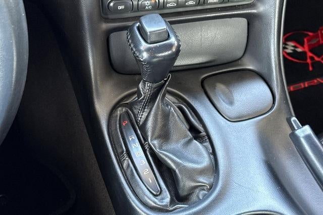 2004 Chevrolet Corvette Base