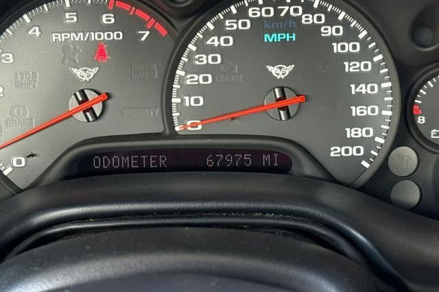 2004 Chevrolet Corvette Base