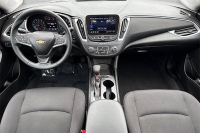 2025 Chevrolet Malibu RS