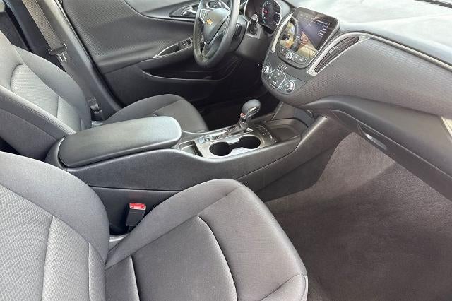 2025 Chevrolet Malibu RS