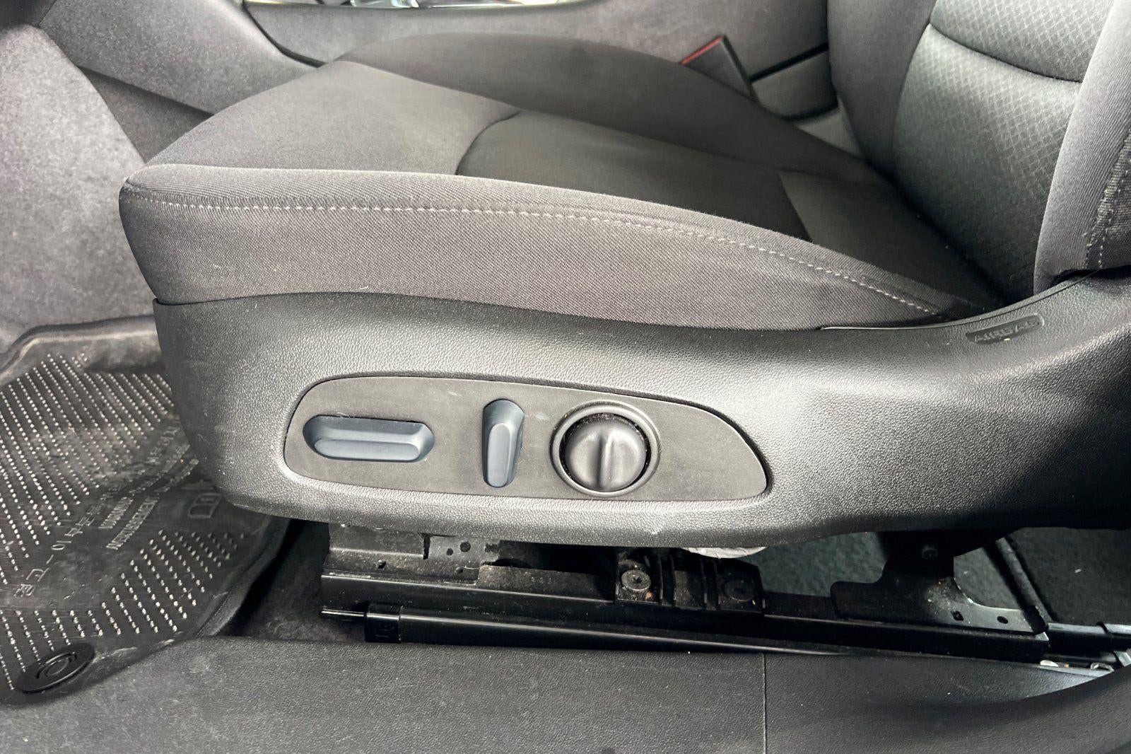2025 Chevrolet Malibu RS