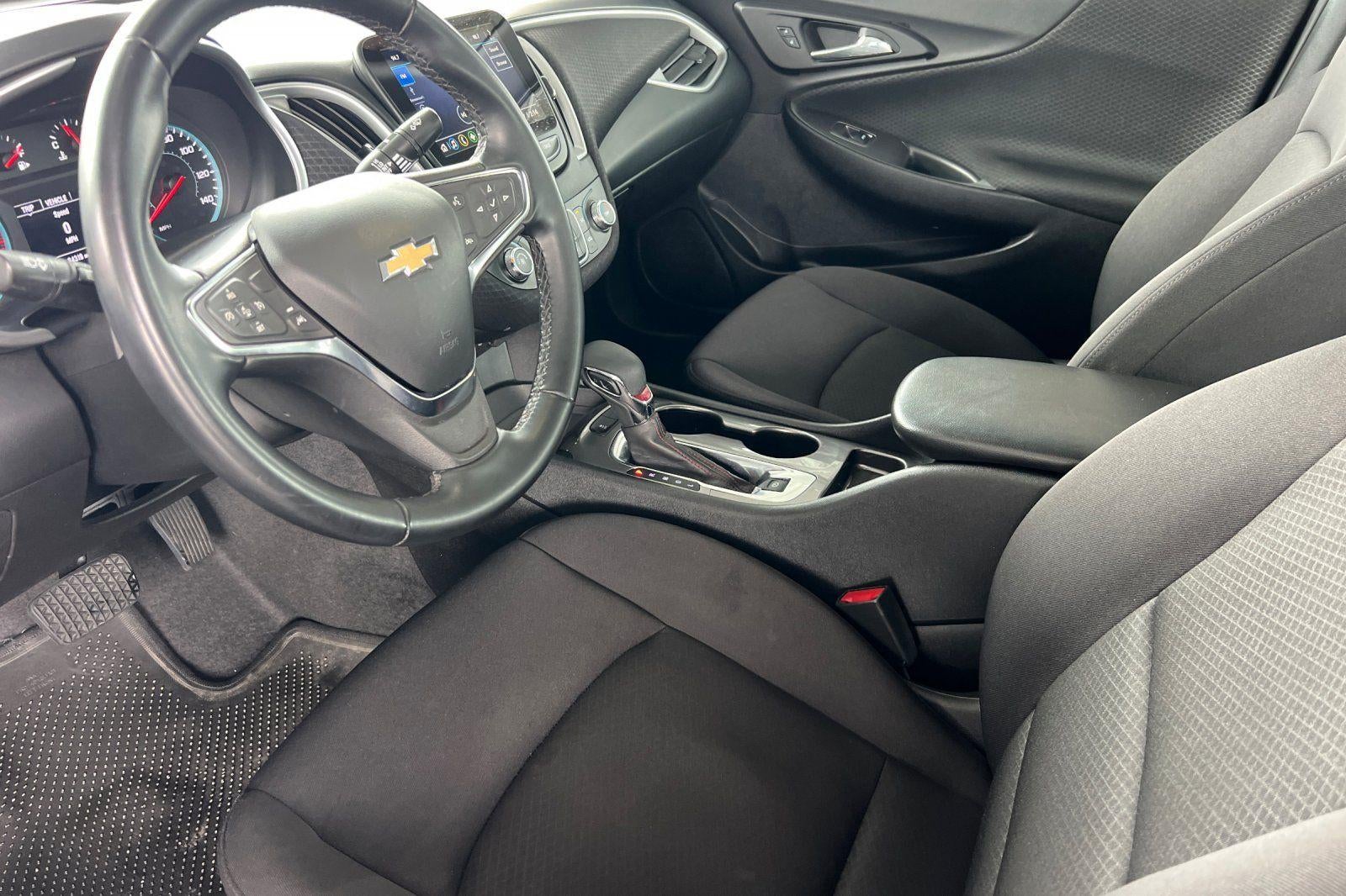 2025 Chevrolet Malibu RS