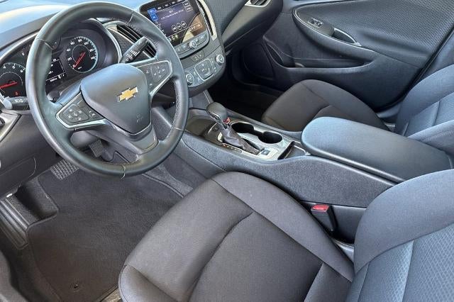 2025 Chevrolet Malibu RS