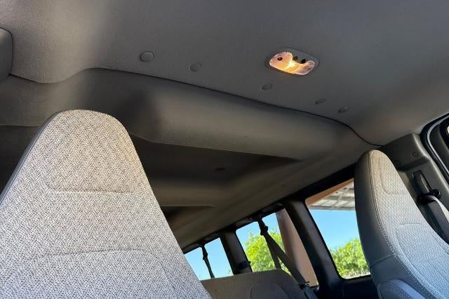 2024 Chevrolet Express Passenger 3500 1LT