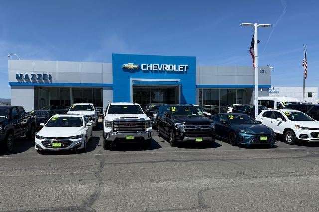 2024 Chevrolet Express Passenger 3500 1LT