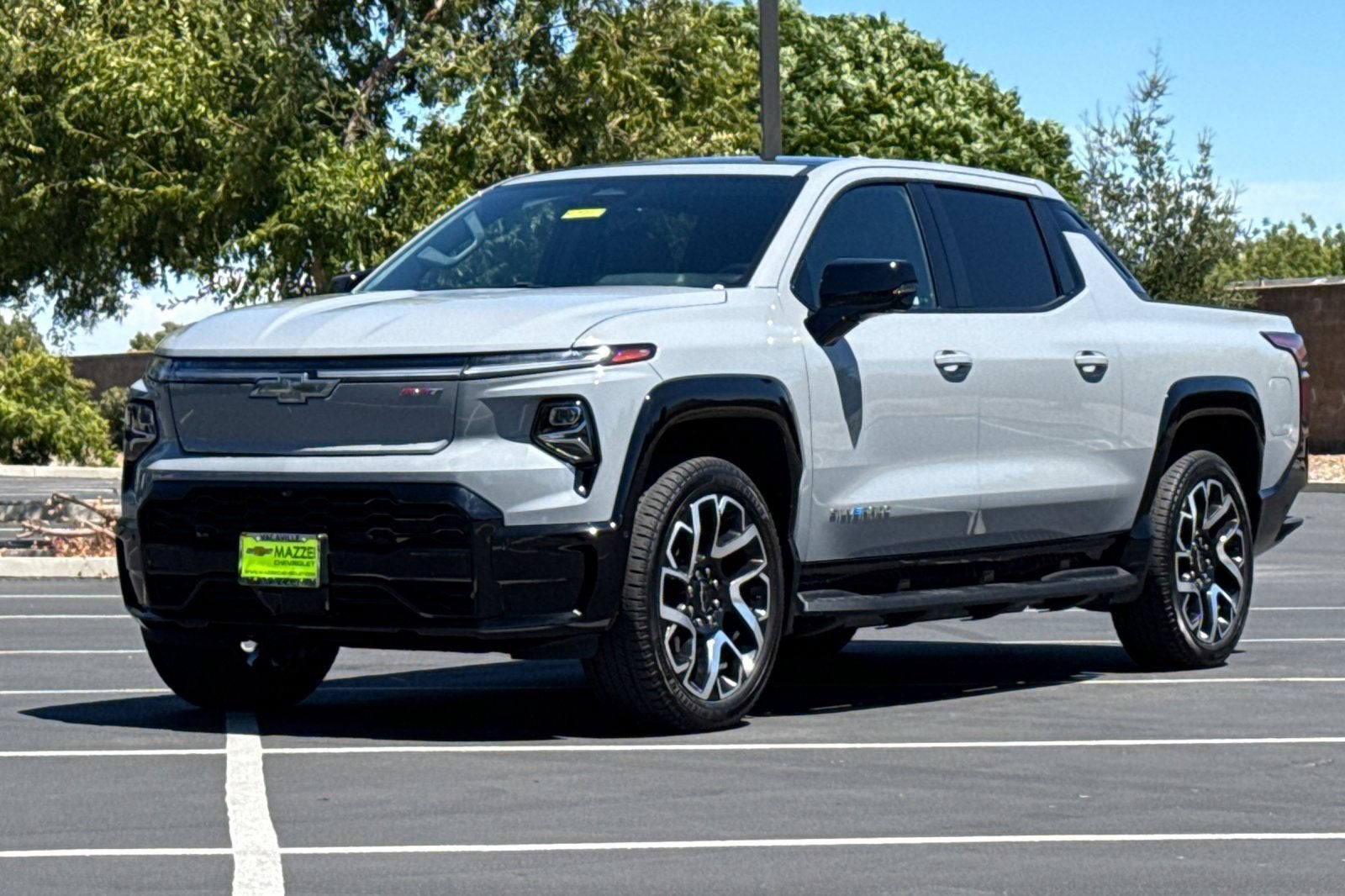 2025 Chevrolet Silverado EV RST - Max Range