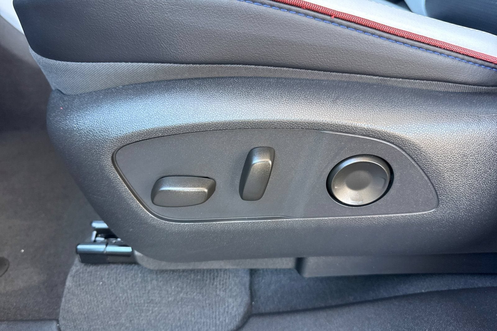 2025 Chevrolet Silverado EV RST - Max Range