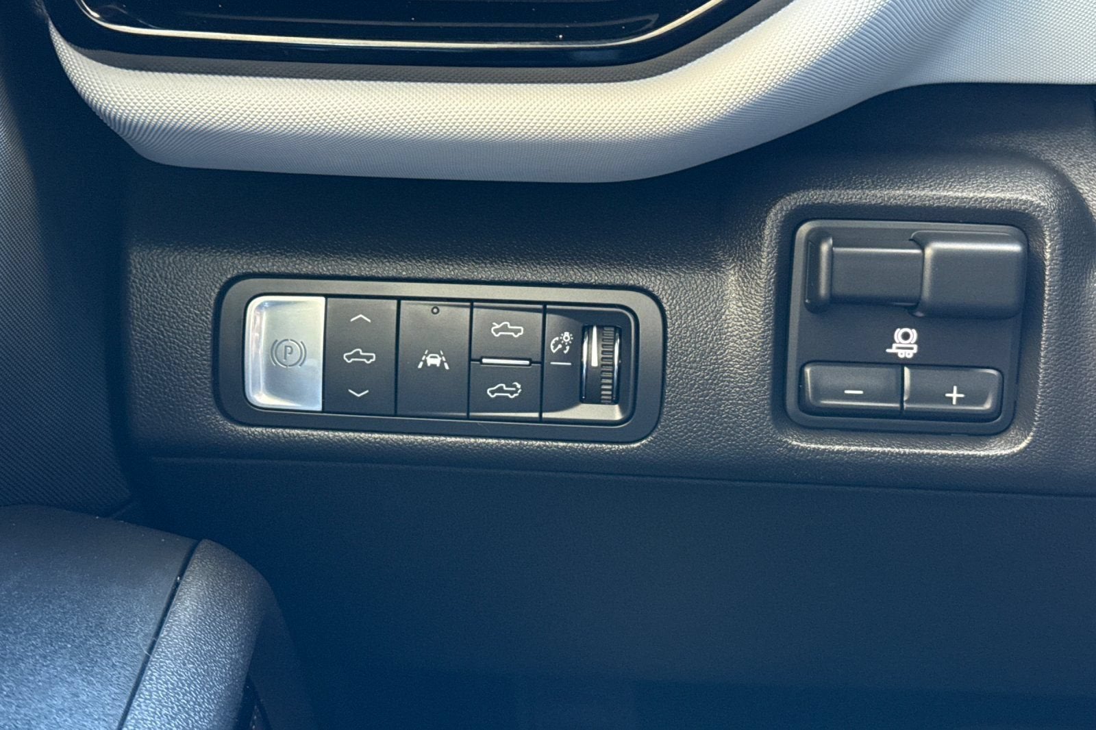 2025 Chevrolet Silverado EV RST - Max Range
