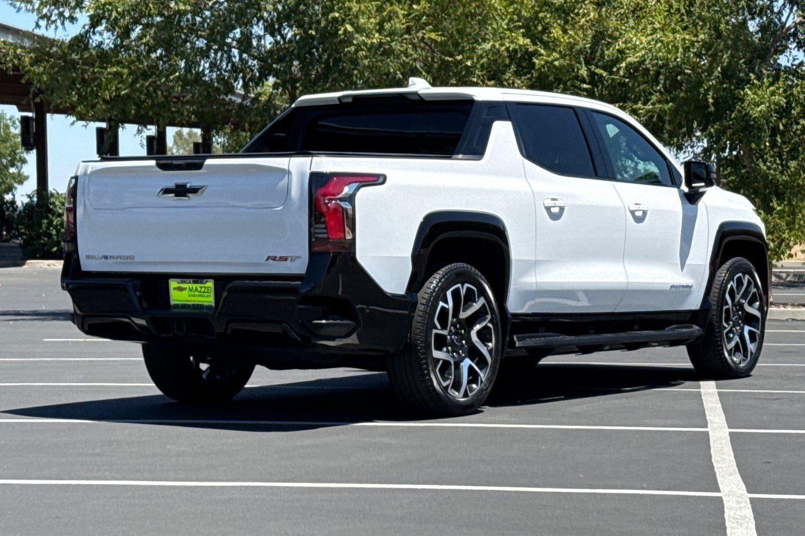 2025 Chevrolet Silverado EV RST - Max Range