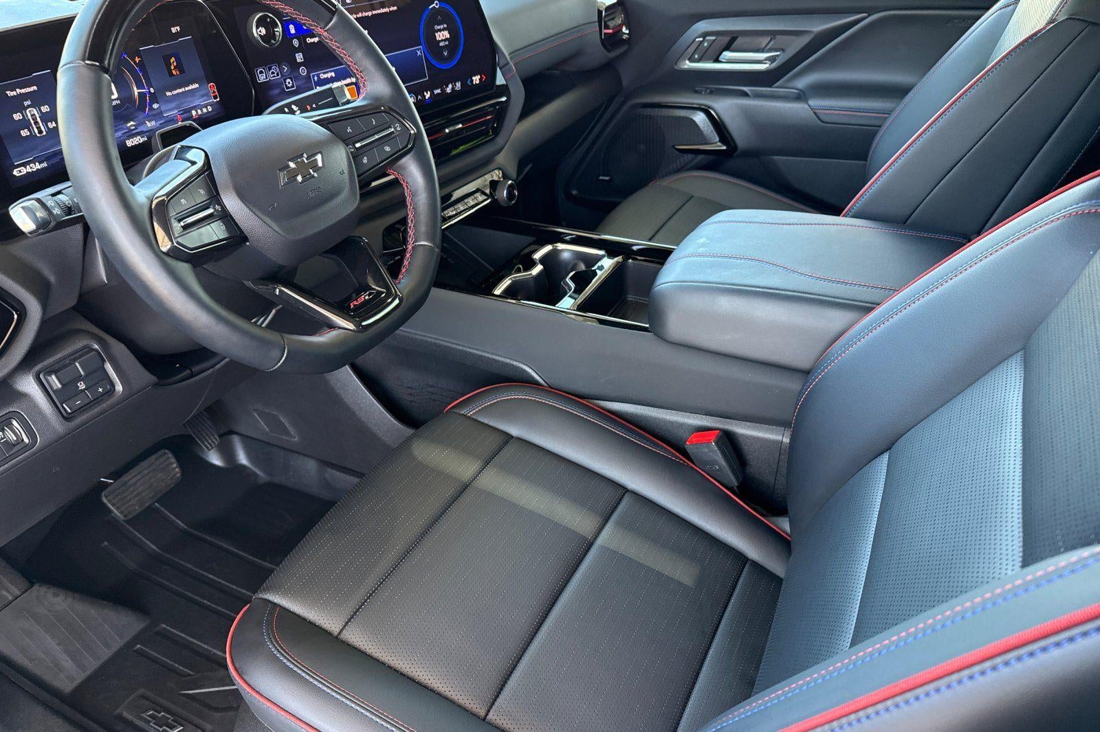 2025 Chevrolet Silverado EV RST - Max Range