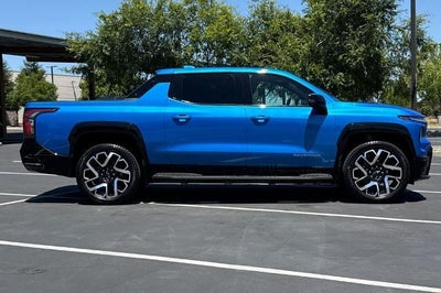 2025 Chevrolet Silverado EV RST - Max Range