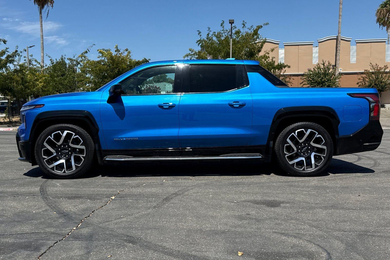 2025 Chevrolet Silverado EV RST - Max Range