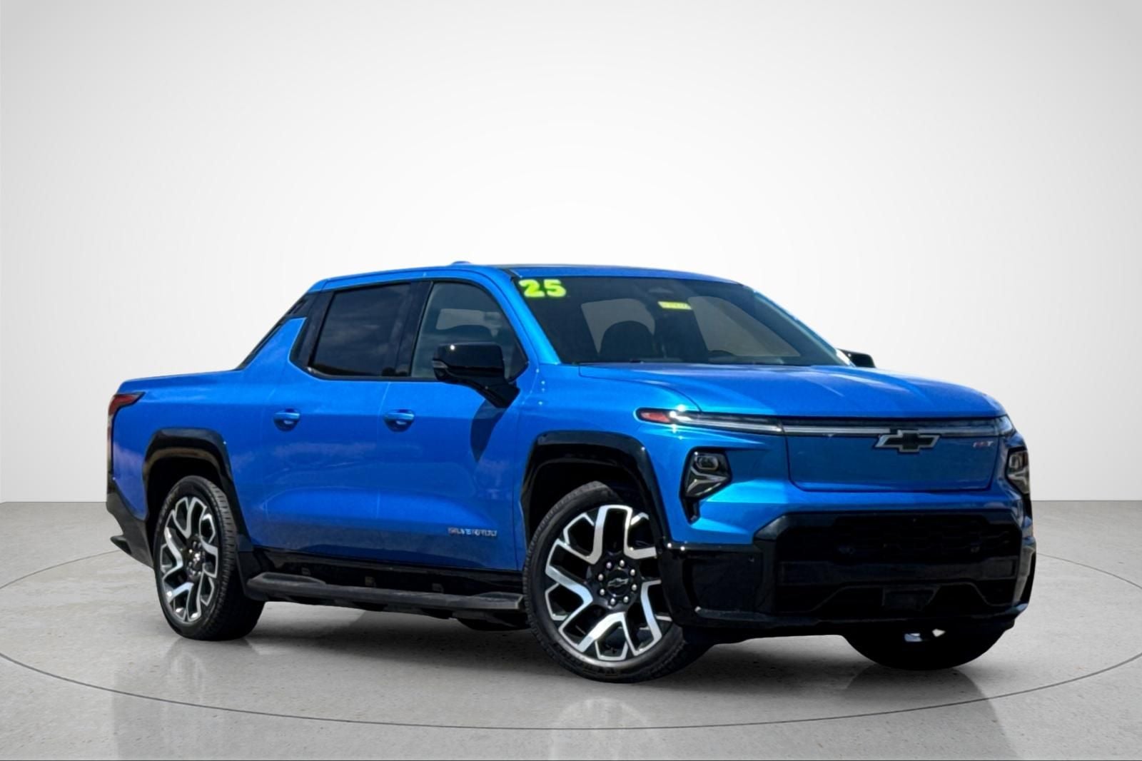 2025 Chevrolet Silverado EV RST - Max Range