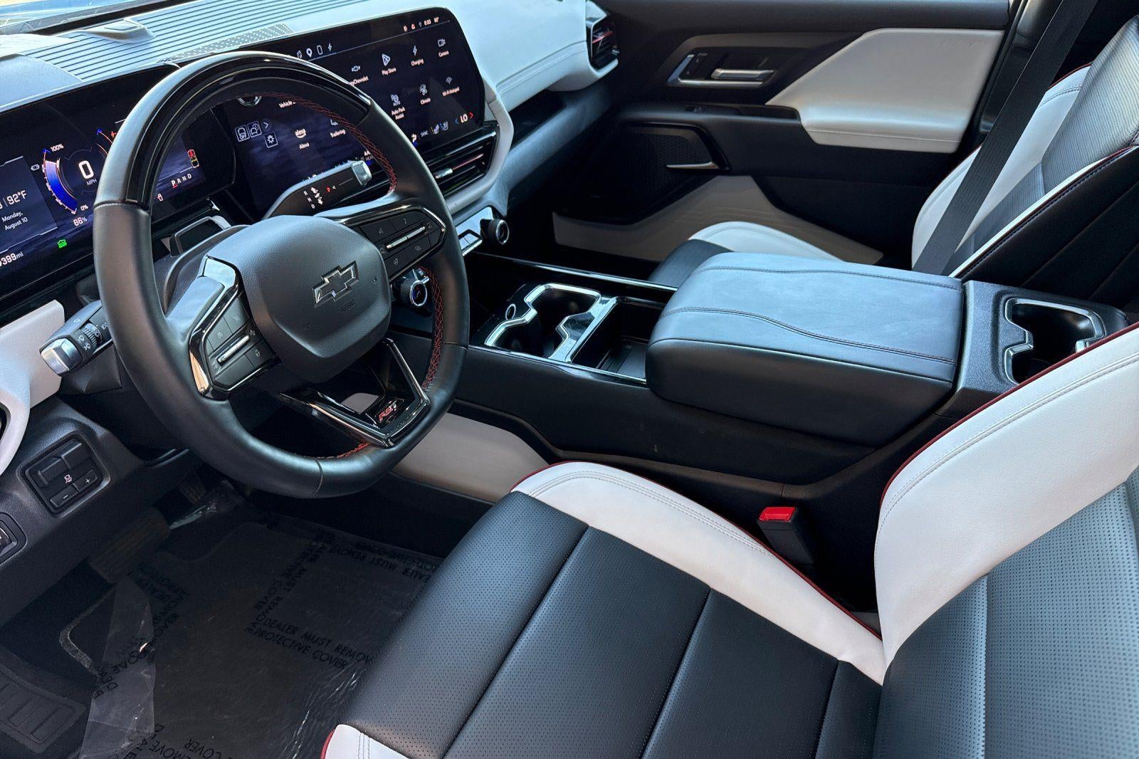 2025 Chevrolet Silverado EV RST - Max Range