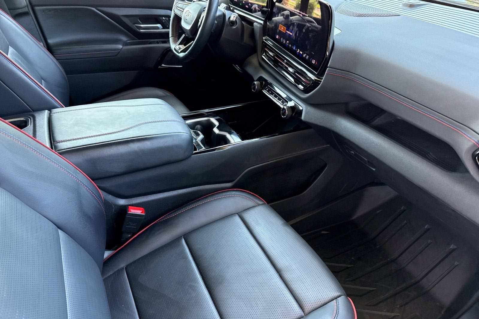 2025 Chevrolet Silverado EV RST - Max Range
