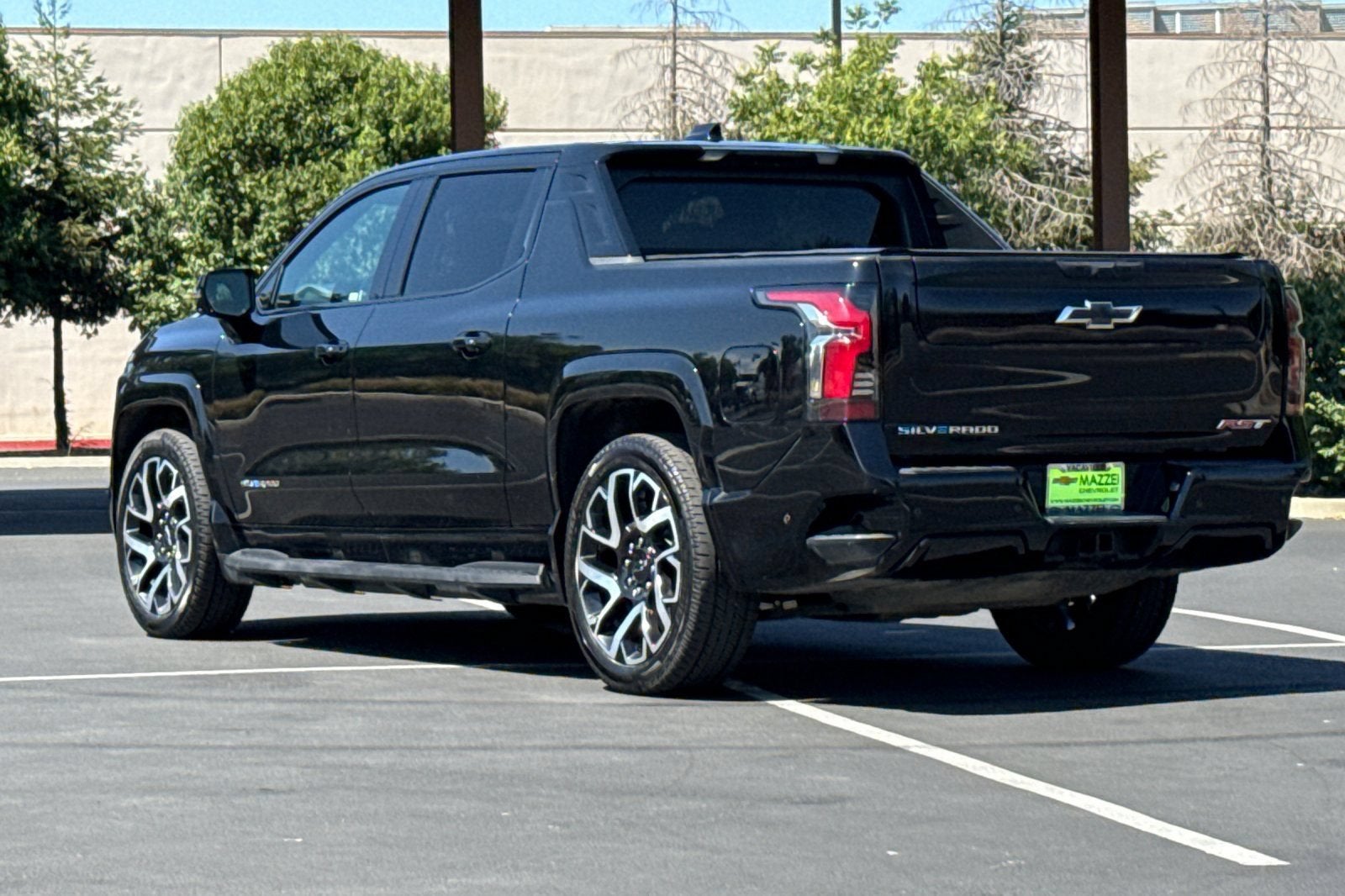 2025 Chevrolet Silverado EV RST - Max Range