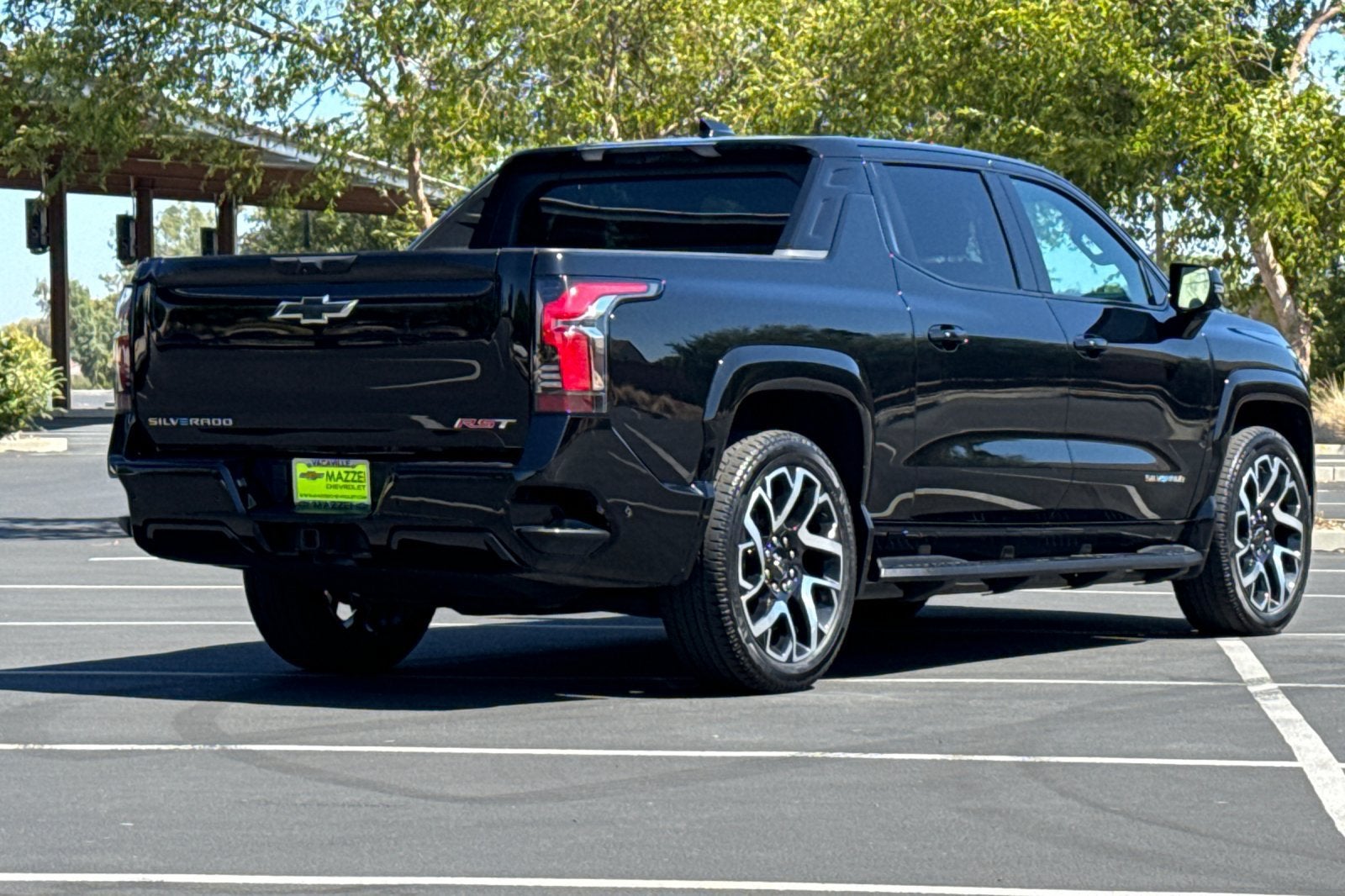 2025 Chevrolet Silverado EV RST - Max Range
