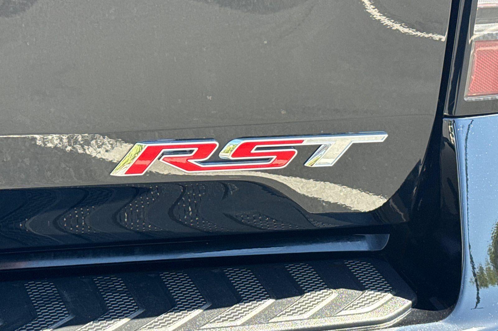 2025 Chevrolet Silverado EV RST - Max Range