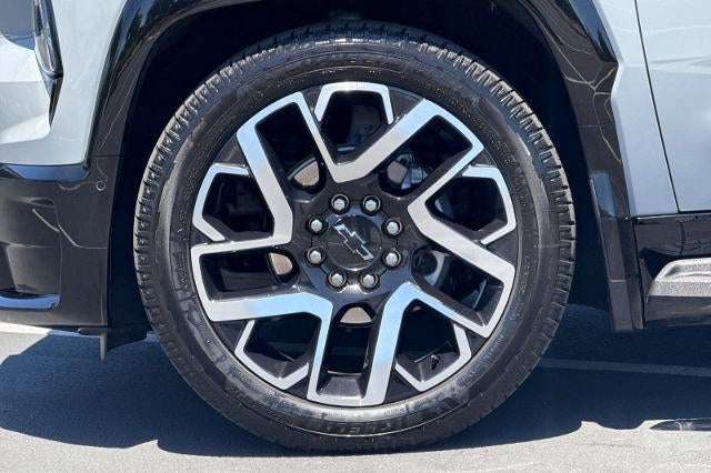 2025 Chevrolet Silverado EV RST - Max Range