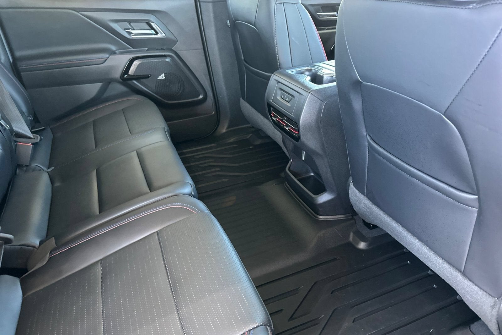 2025 Chevrolet Silverado EV RST - Max Range