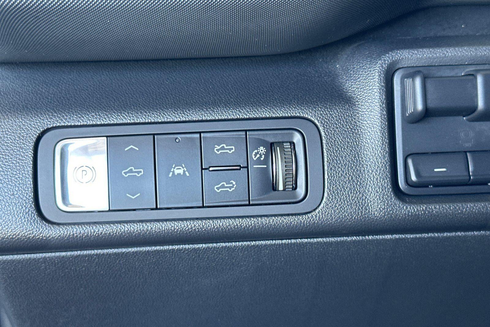 2025 Chevrolet Silverado EV RST - Max Range