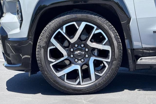 2025 Chevrolet Silverado EV RST - Max Range