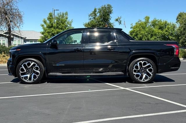 2025 Chevrolet Silverado EV RST - Max Range