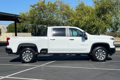 2026 Chevrolet Silverado 2500 HD Custom