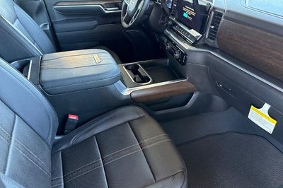 2026 Chevrolet Silverado 3500 HD High Country DRW